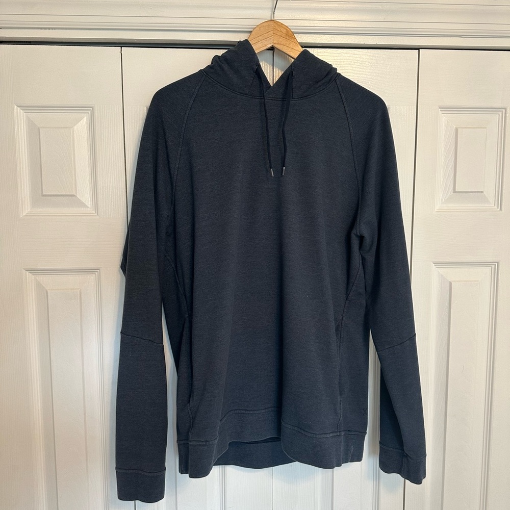 Men’s Lululemon XL Sweatshirt
